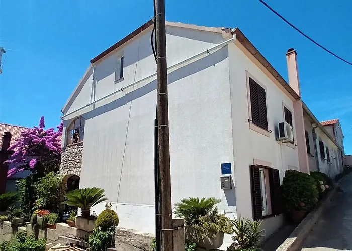Nada Apartamento *